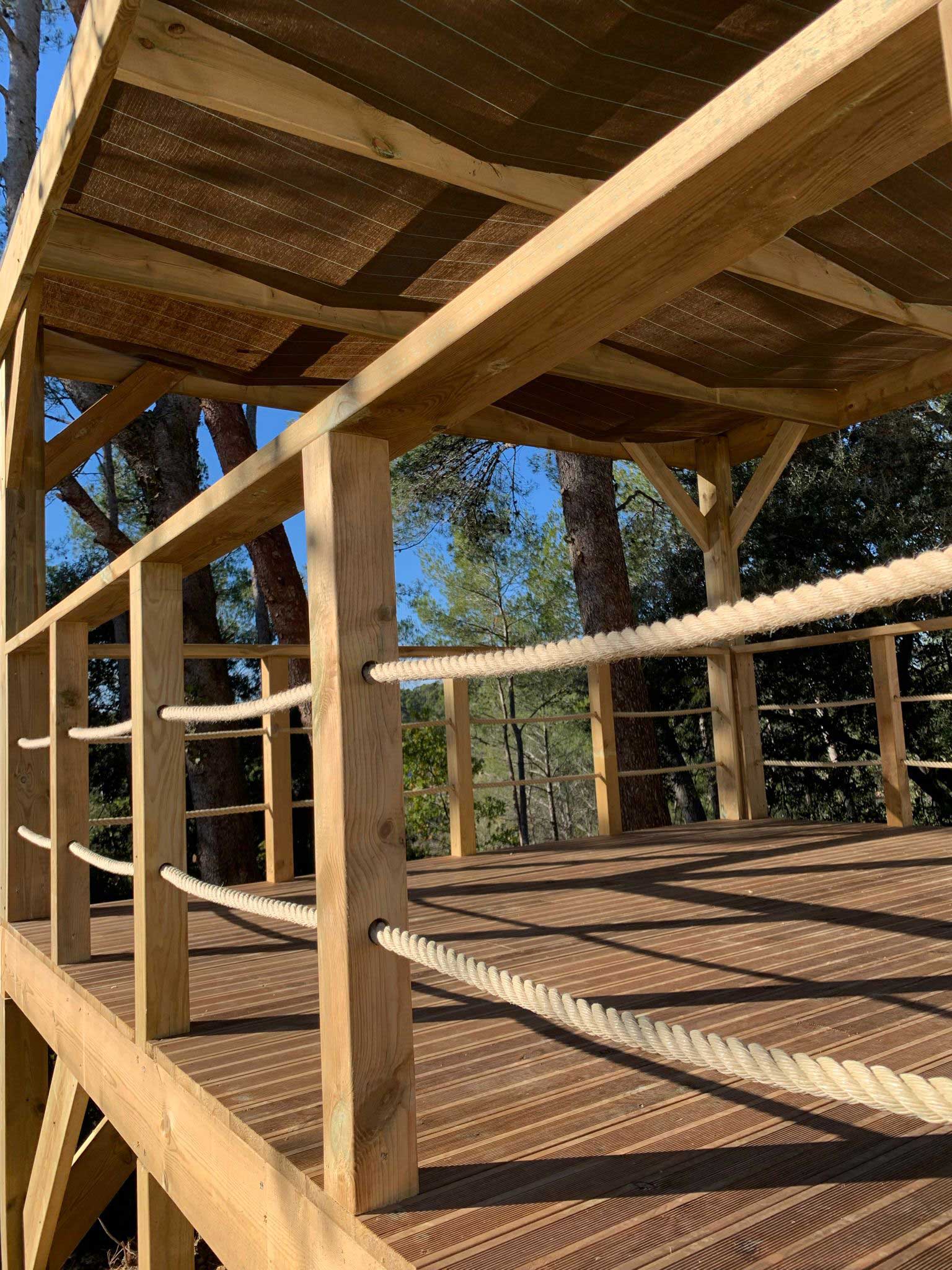 terrasse-sur-pilotis-avec-pergola-et-garde-corps-be╠uziers